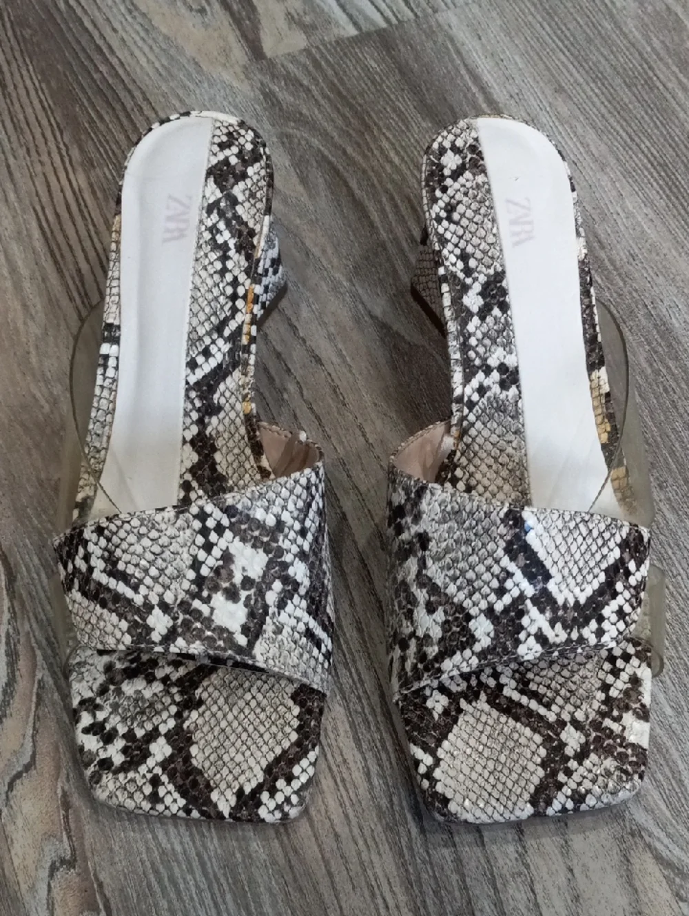 Zara Women's Snake-Print Slide Sandals in White/Brown - Picture 1 of 11